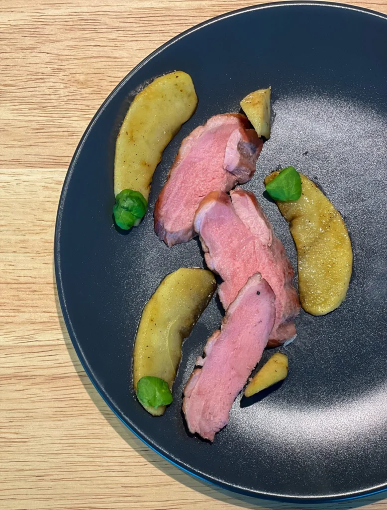 Mit den Kamado Grills können Sie eine Vielzahl von Kochtechniken meistern, von Grillen über Backen bis hin zu Räuchern. OFFICIAL STORE | Webshop | FUERPLATTE Webshop | GRILLRING Webshop | BBQ Webshop | BBQ KAUFEN | EINEN BBQ KAUFEN | BBQ KAUFEN | GRILL BBQ KAUFEN | FUERPLATTE BBQ | GRILLRING BBQ KAUFEN | FEUERPLATTE BBQ KAUFEN | GRILLPLATTE BBQ KAUFEN